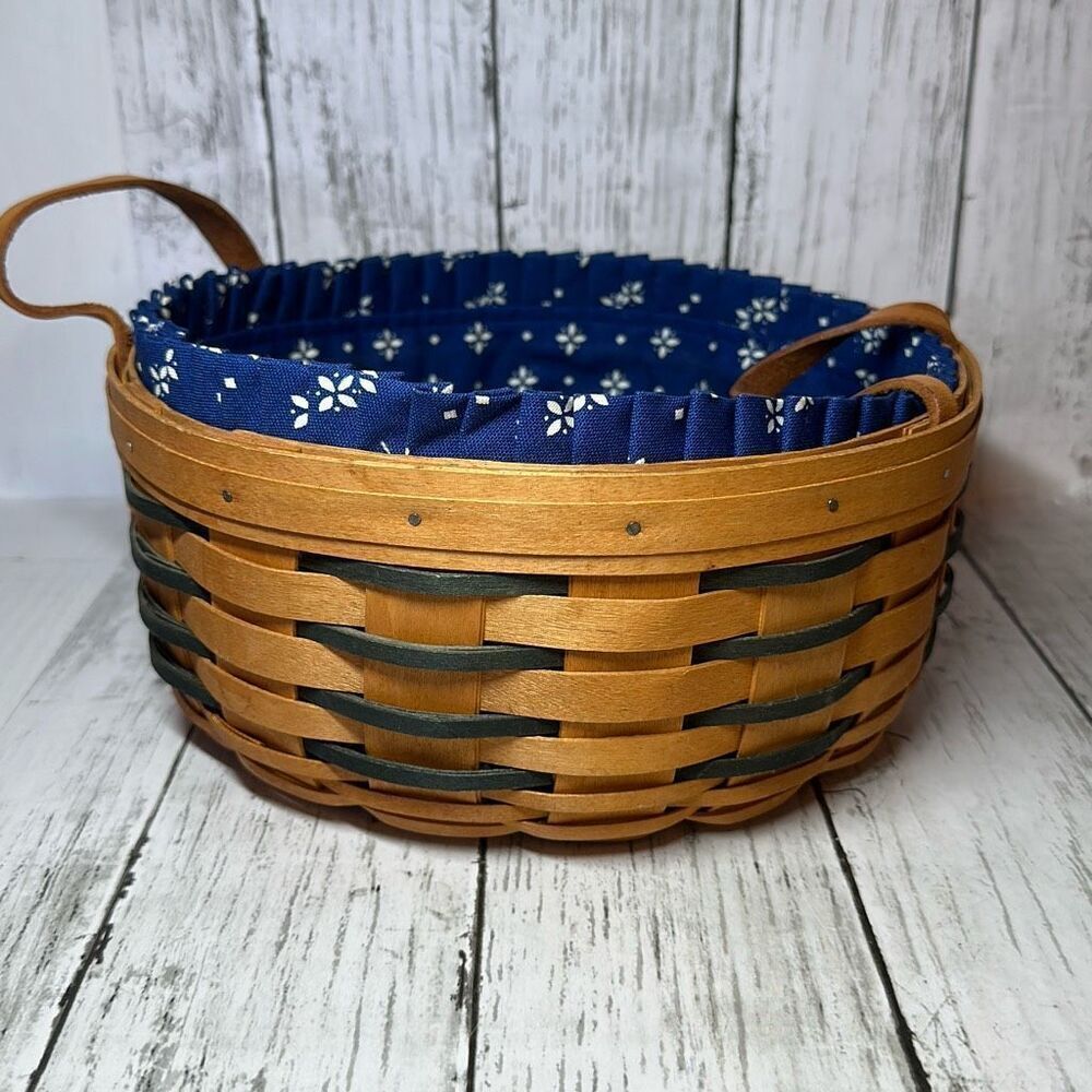 Longaberger 1999 9.5"R Darning Combo Basket w/Leather Handles and Liner